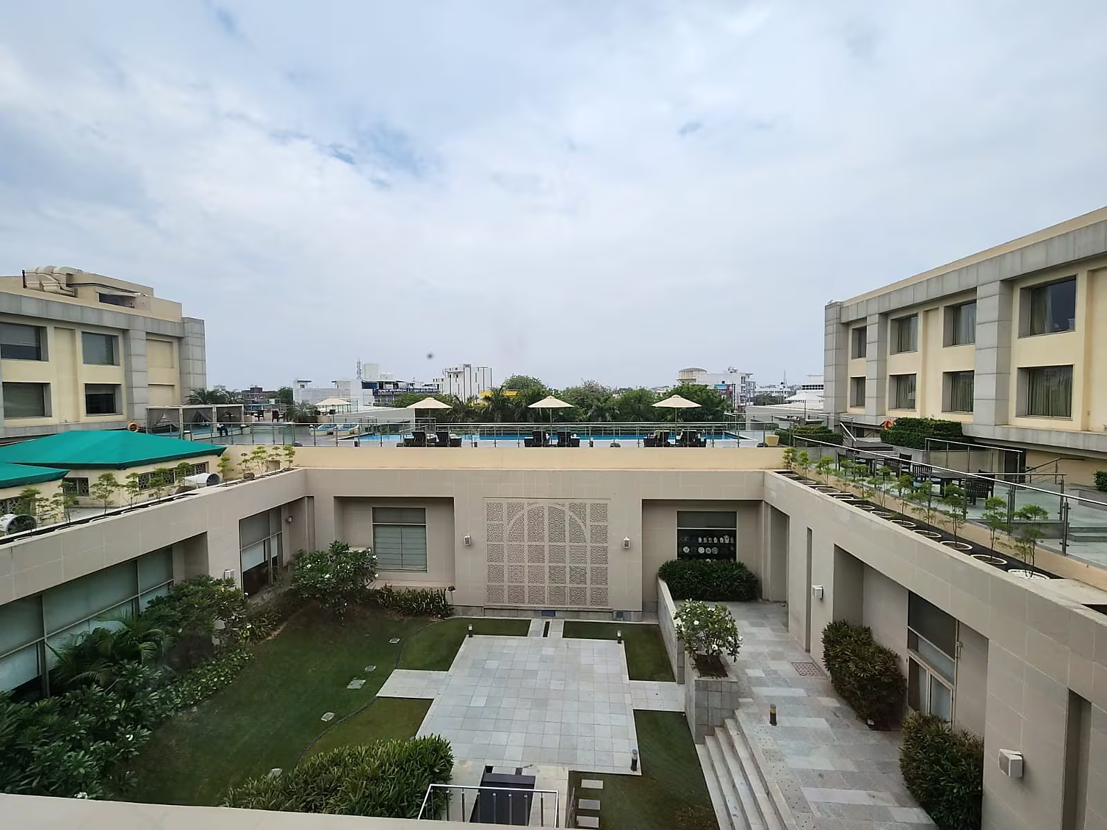 DoubleTree by Hilton Hotel Agra